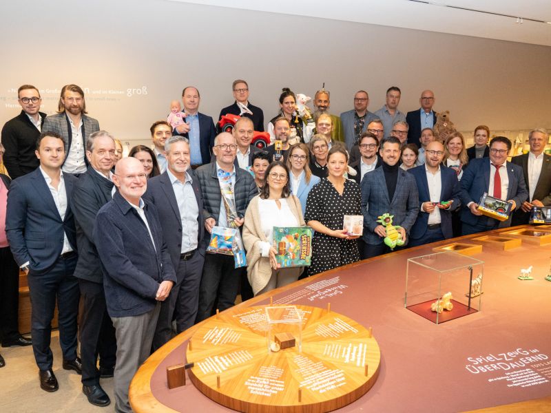 Gruppenbild Spielzeugland Bayern